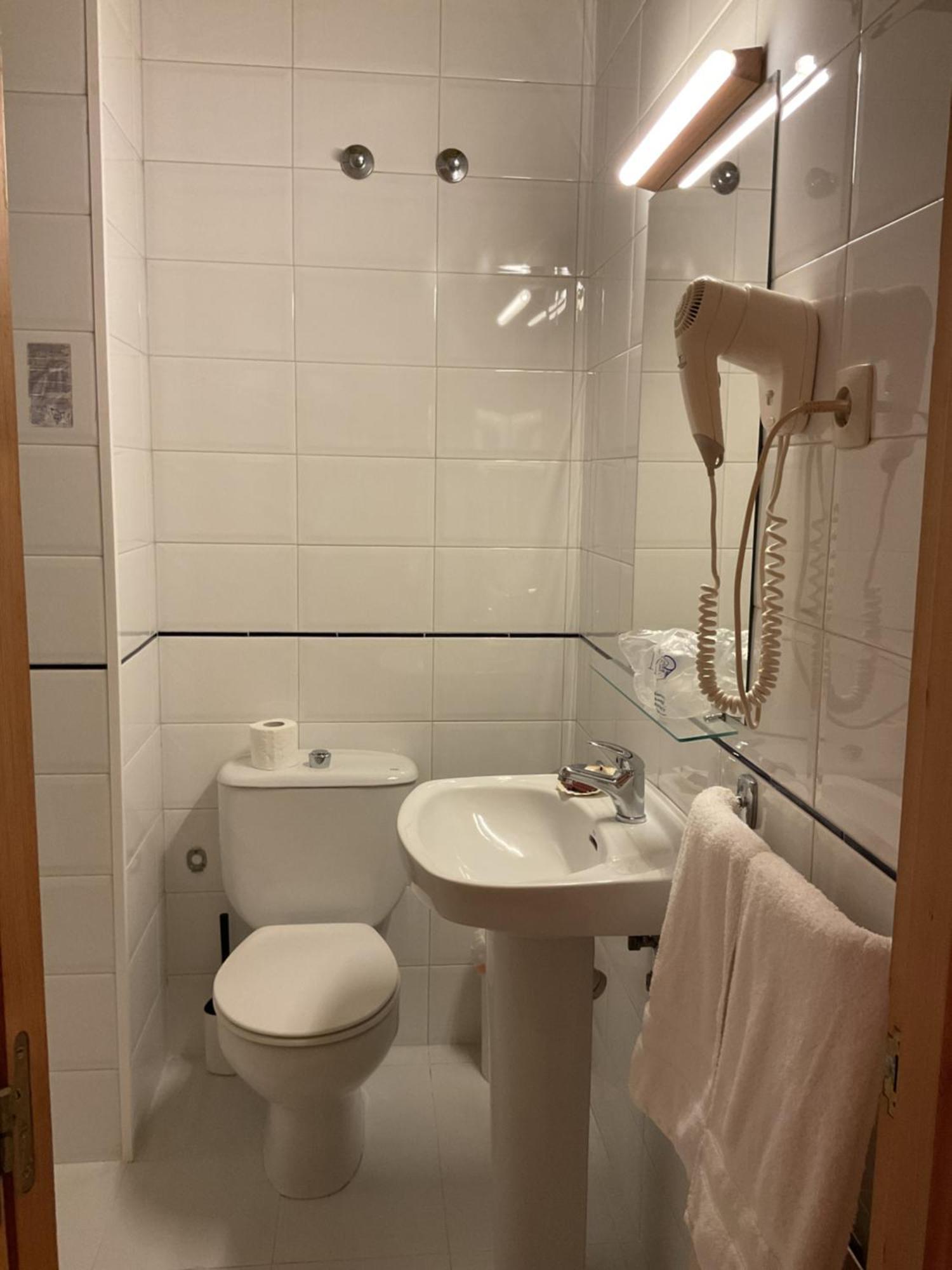 Hotel Cuevas Del Mar Nueva de Llanes Kültér fotó
